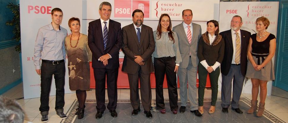 Caama&ntilde;o presenta a los candidatos palentinos