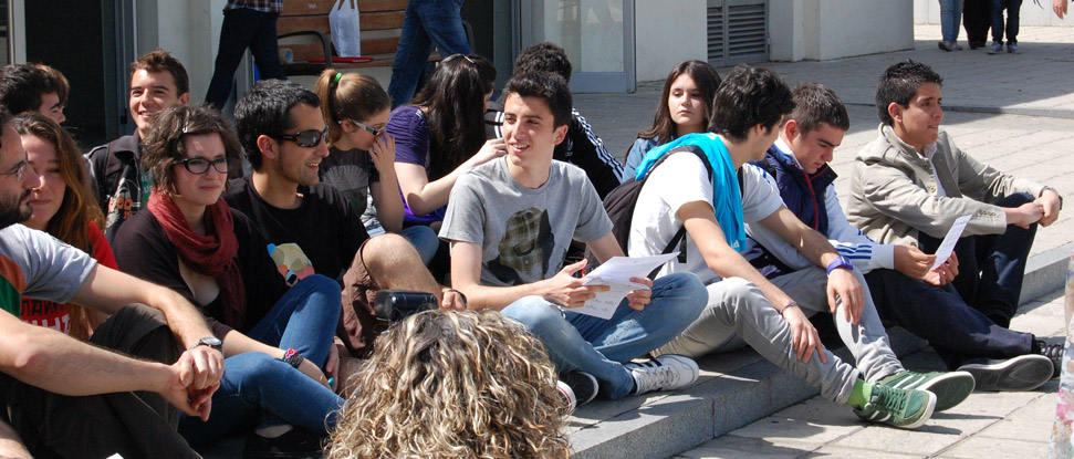 Juventudes Socialistas de Palencia apoya las movilizaciones contra los recortes educativos del PP