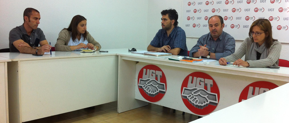 UGT y PSOE coinciden en desarrollar una pol&iacute;tica de izquierdas frente a los atropellos del Partido Popular