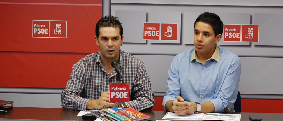 Juventudes Socialistas de Palencia pone en marcha una recogida de material escolar