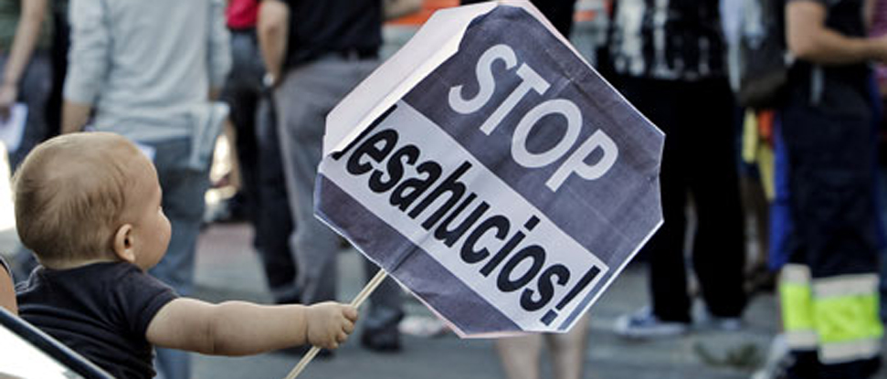 El PSOE pide en el Ayuntamiento que se requiera a los Bancos y Cajas para que paralicen los desahucios