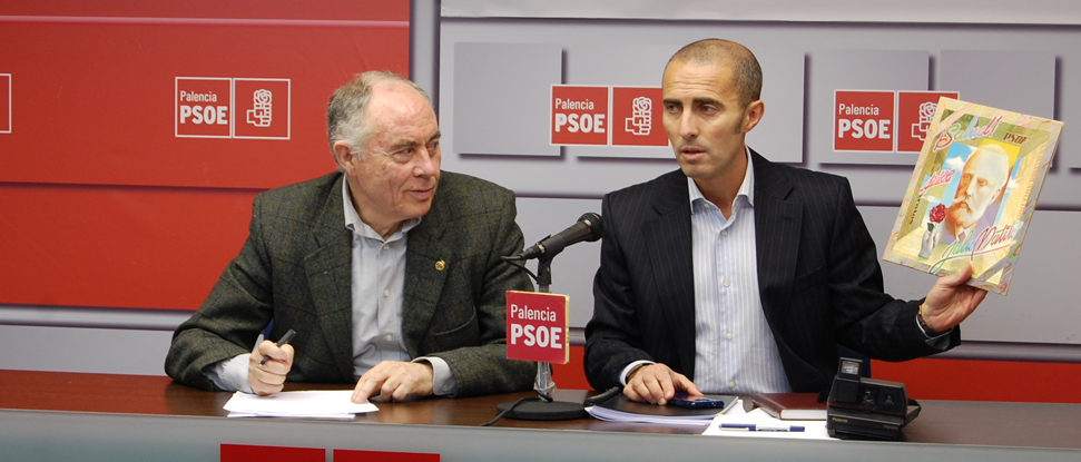El PSOE califica los presupuestos municipales de sumisos, irreales, retros y antisociales