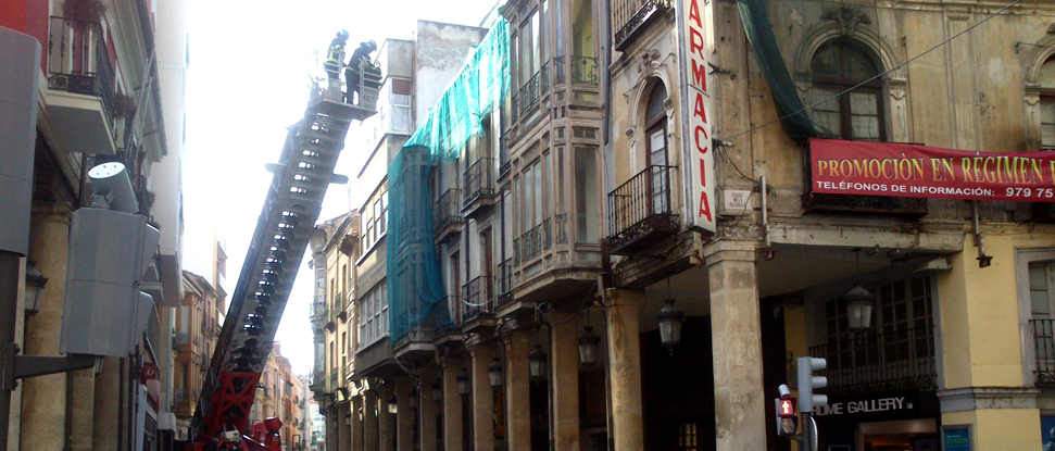 El PSOE reitera la necesidad de una intervenci&oacute;n municipal en el edificio de Los Cuatro Cantones