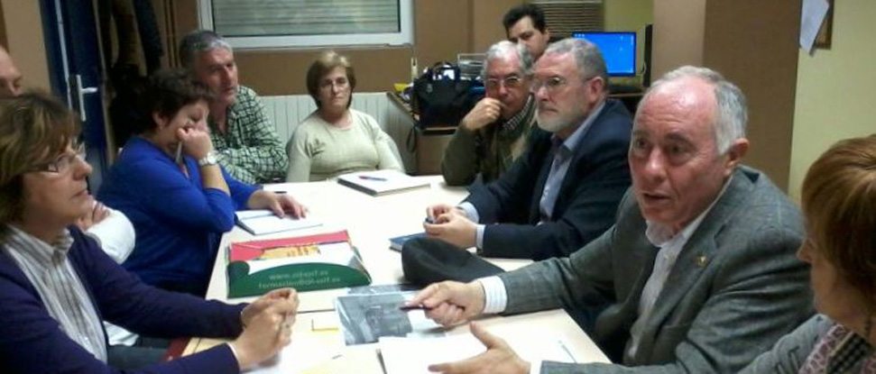 Los vecinos de &ldquo;San Antonio&rdquo; muestran su desconocimiento sobre la pasarela de &ldquo;Los Tres Pasos&rdquo;