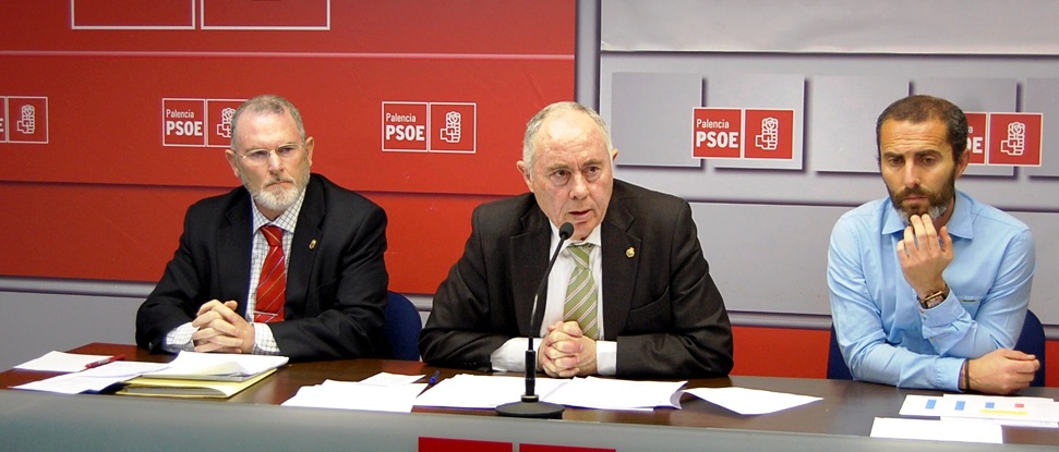 El PSOE pide que la Junta compense a la capital por la falta de inversiones en 2013