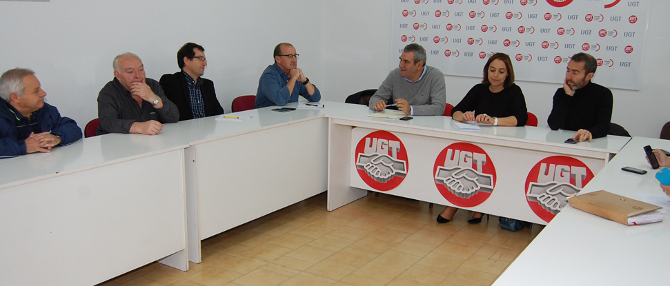 PSOE y sindicatos lamentan la falta de inversiones del Estado y la Junta en la provincia de Palencia