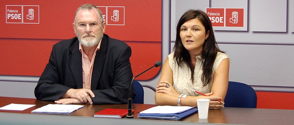 El PSOE considera injustificada la reducci&oacute;n de plazas docentes para el curso 2015-2016