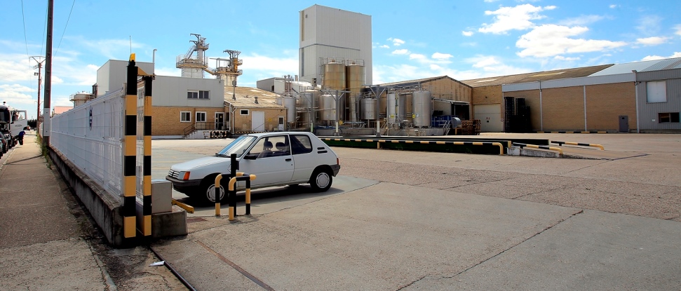 El PSOE pide a la Junta que se exija a &ldquo;Nutrexpa&rdquo; la venta de sus instalaciones del Pol&iacute;gono