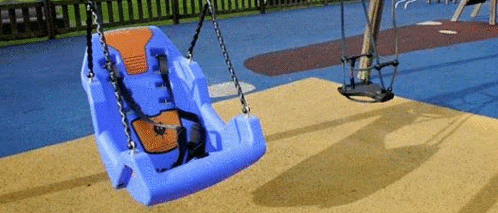 El PSOE pide que se instale alg&uacute;n columpio en la ciudad para ni&ntilde;os con movilidad reducida