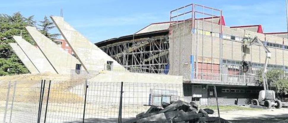 El PSOE pide total transparencia sobre los retrasos y los incrementos de gasto del Pabell&oacute;n Municipal