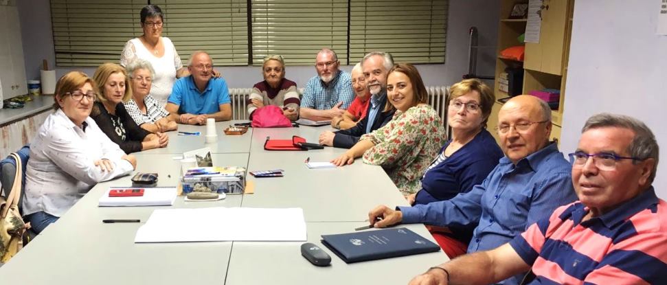 El PSOE constata en &ldquo;Pan y Guindas&rdquo; la escasa participaci&oacute;n que el Ayuntamiento ofrece a los barrios