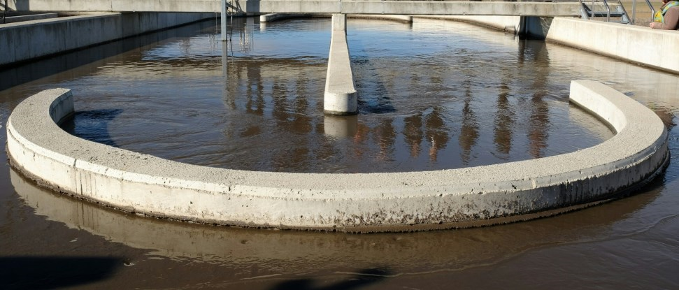 El PSOE de Paredes pide explicaciones al alcalde sobre la gesti&oacute;n de los vertidos residuales
