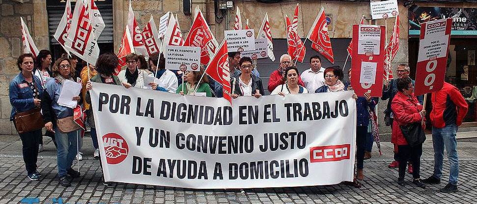 El PSOE escucha las demandas de los representantes del servicio de ayuda a domicilio El PSOE escucha las demandas de los representantes del servicio de ayuda a domicilio
