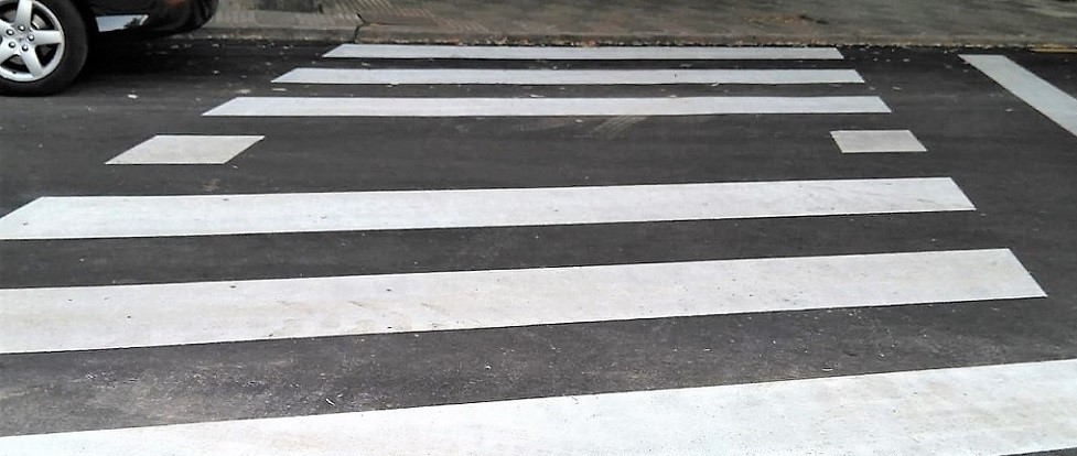 El PSOE pide que se aprovechen las obras de los entornos del Pabell&oacute;n para rebajar las aceras