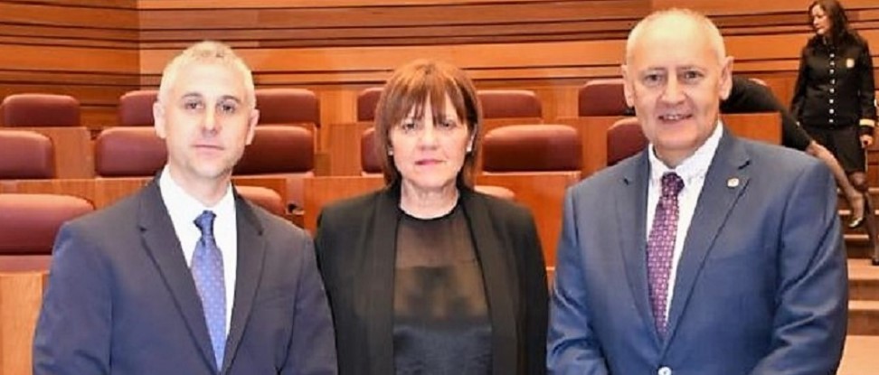 El PSOE lamenta la inactividad de los parlamentarios auton&oacute;micos de PP y C&acute;s en lo que va de legislatura
