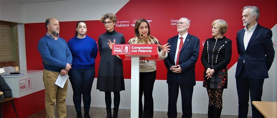 <div>El PSOE reclama al Ayuntamiento que ceje en su empeño de contratar de forma directa a empresas de fuera de Palencia</div>