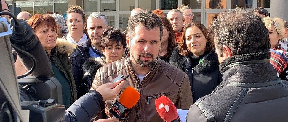 Tudanca lamenta que si cada vez hay peor sanidad en los pueblos nadie va a querer vivir en ellos