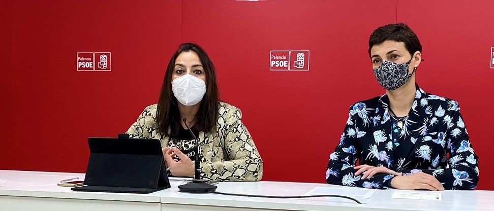 El PSOE propone la creación de una tarjeta ciudadana para unificar en ella los servicios municipales El PSOE propone la creación de una tarjeta ciudadana para unificar en ella los servicios municipales