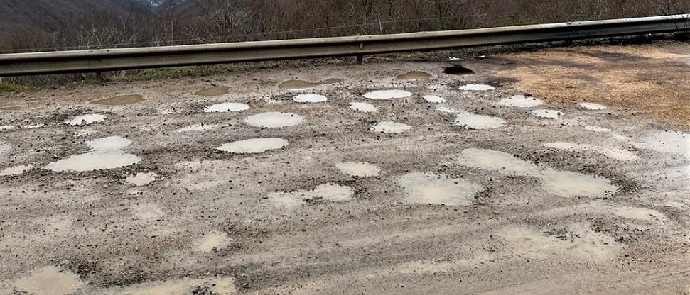 El PSOE alerta de la gran chapuza ejecutada en las obras de la CL-627 de Cervera a Potes El PSOE alerta de la gran chapuza ejecutada en las obras de la CL-627 de Cervera a Potes